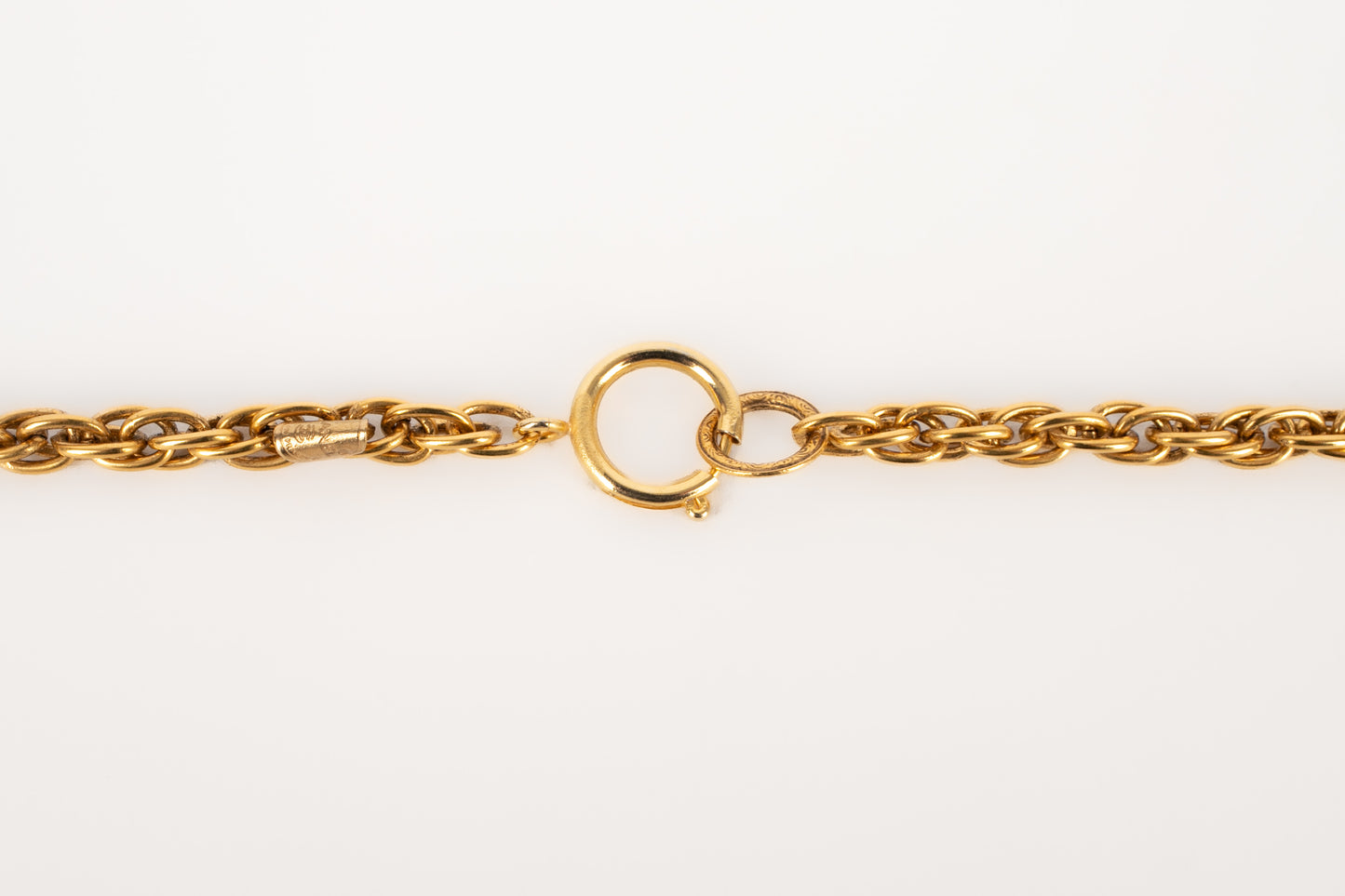 Collier médailles Chanel