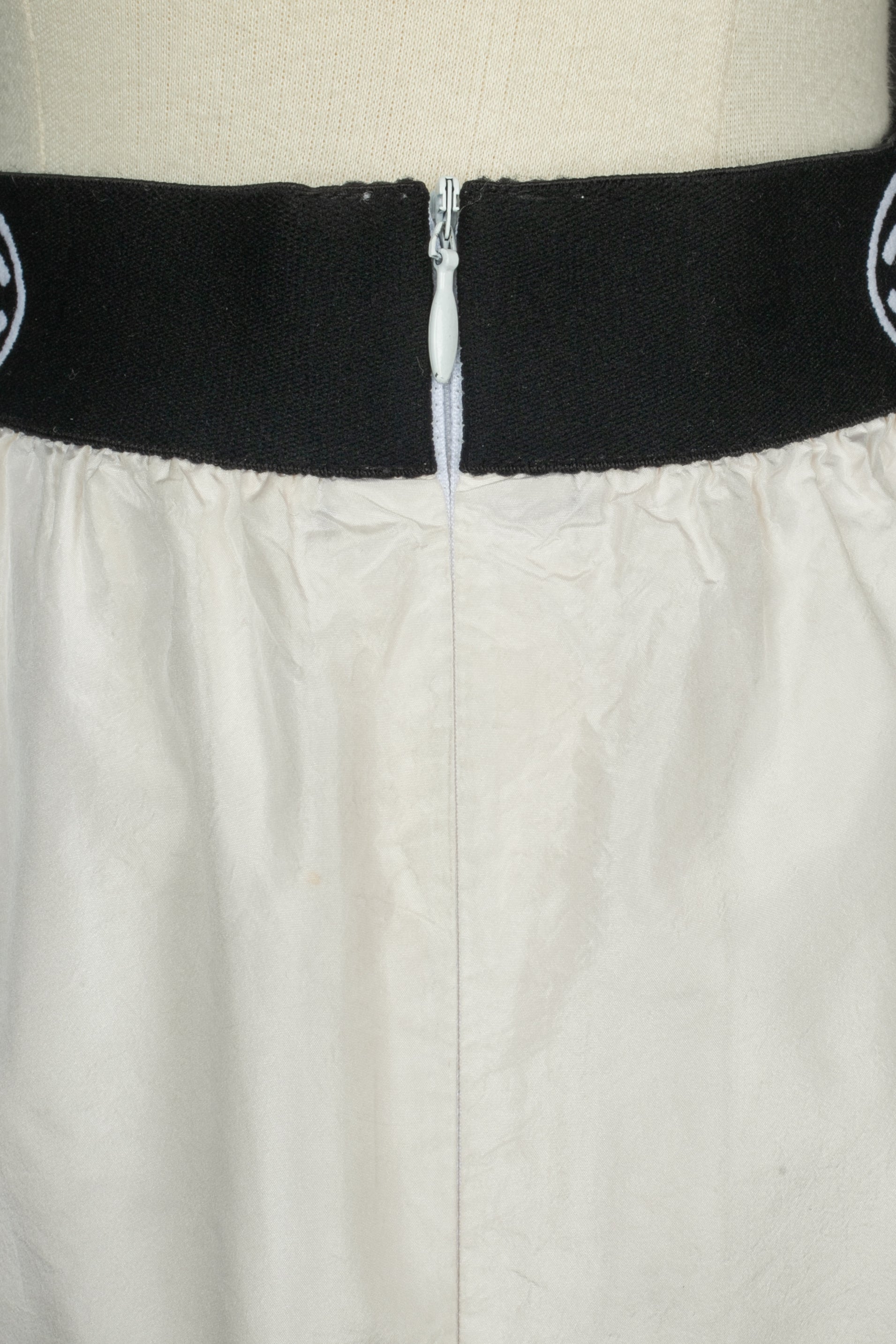 Jupe en soie Chanel Printemps 2006 