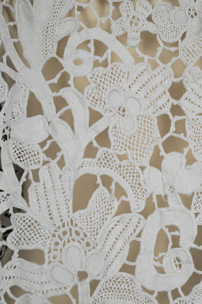 Haut ancien en dentelle