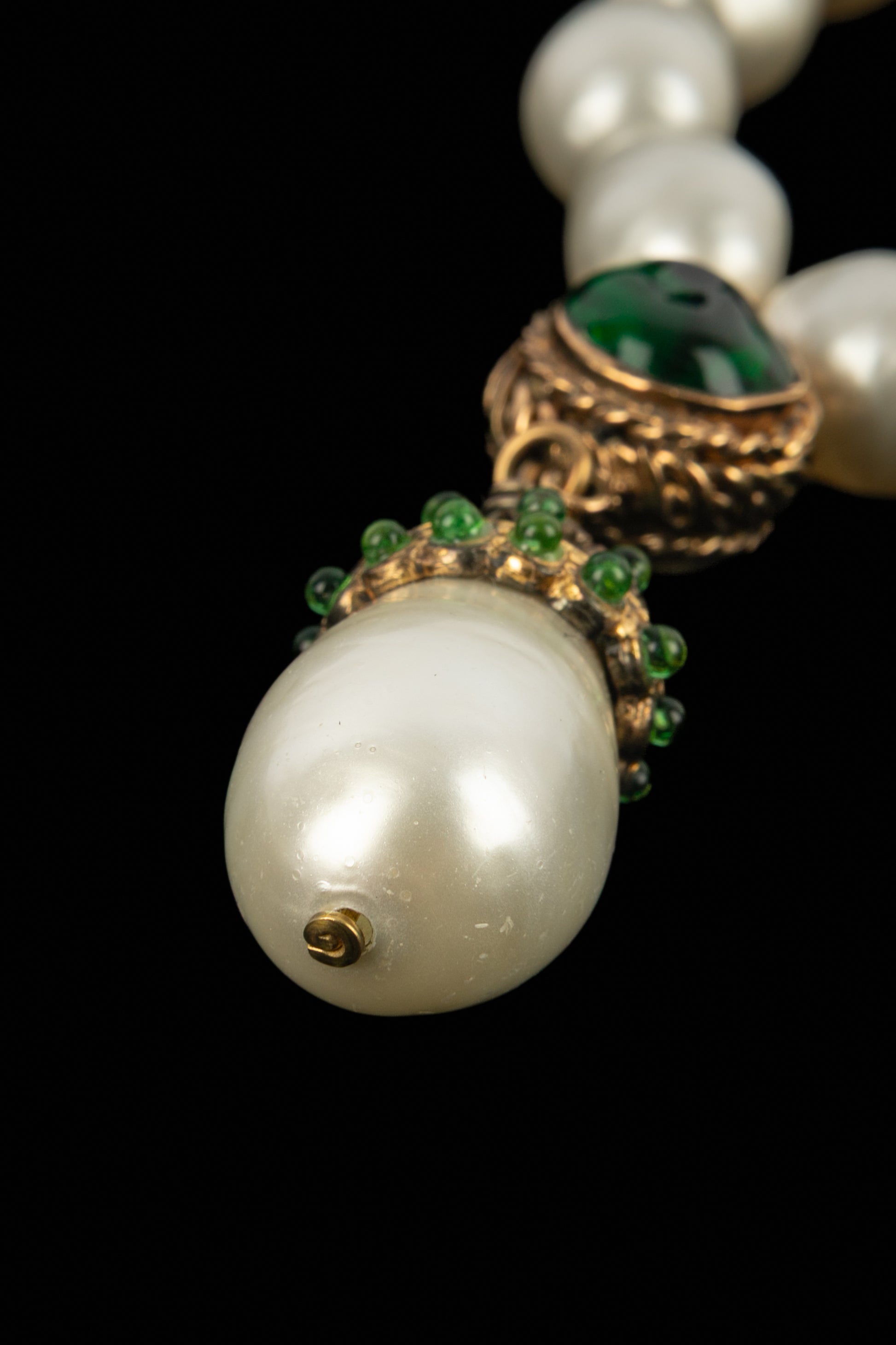 Collier de perles Chanel 1980's