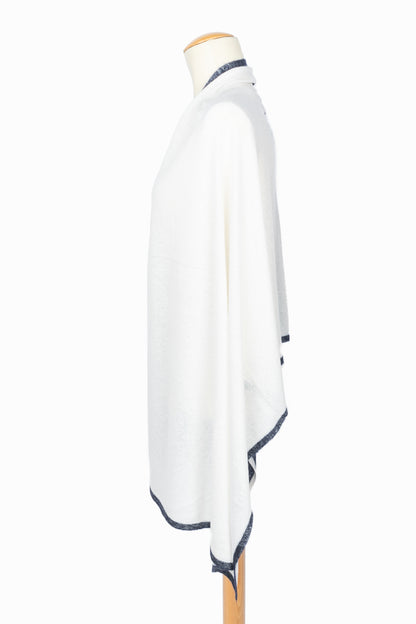 Écharpe bicolore Chanel 