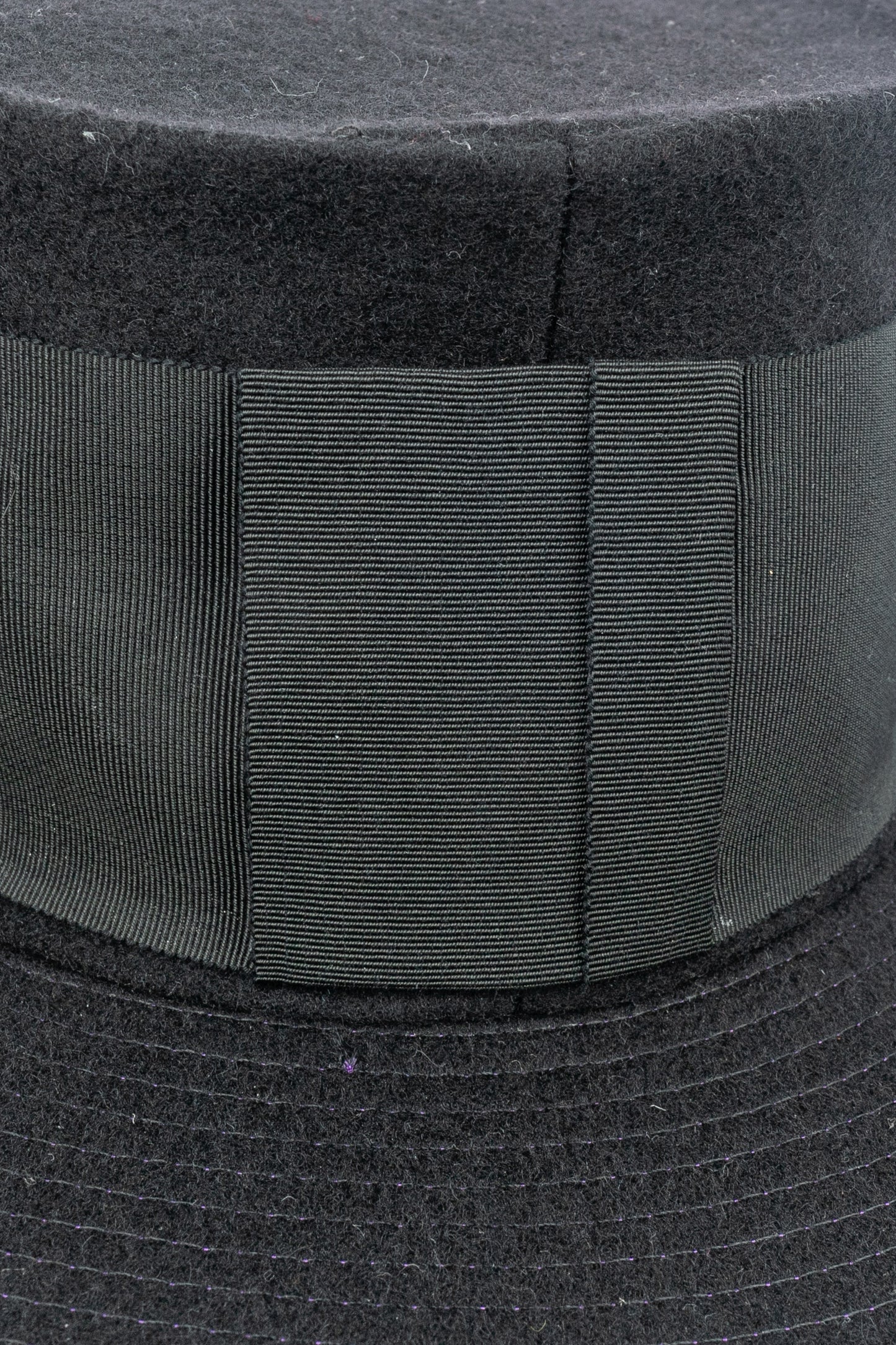 Chapeau bicolore Marc Jacobs x Steven Jones