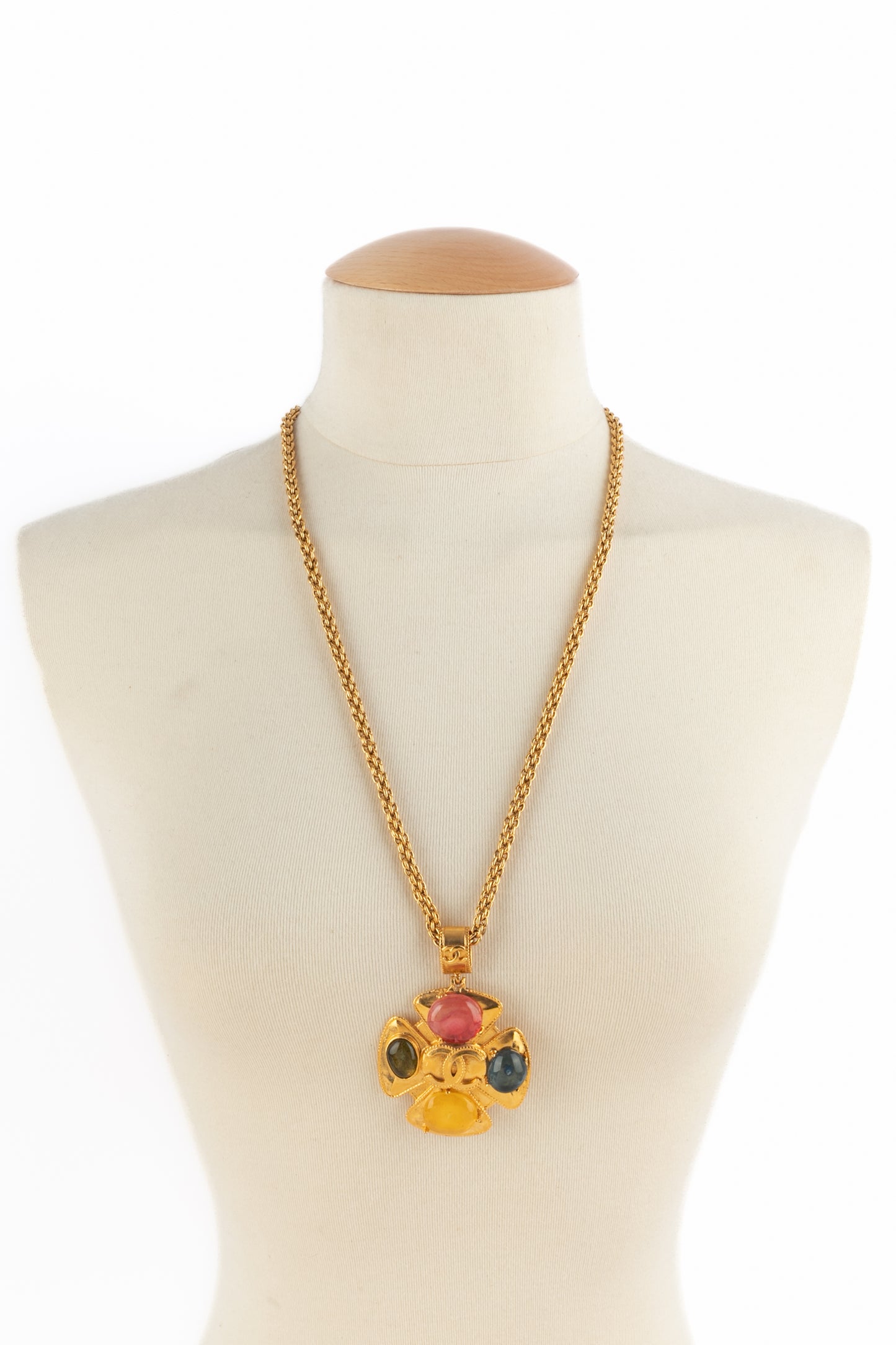 Collier pendentif Chanel Automne 1997