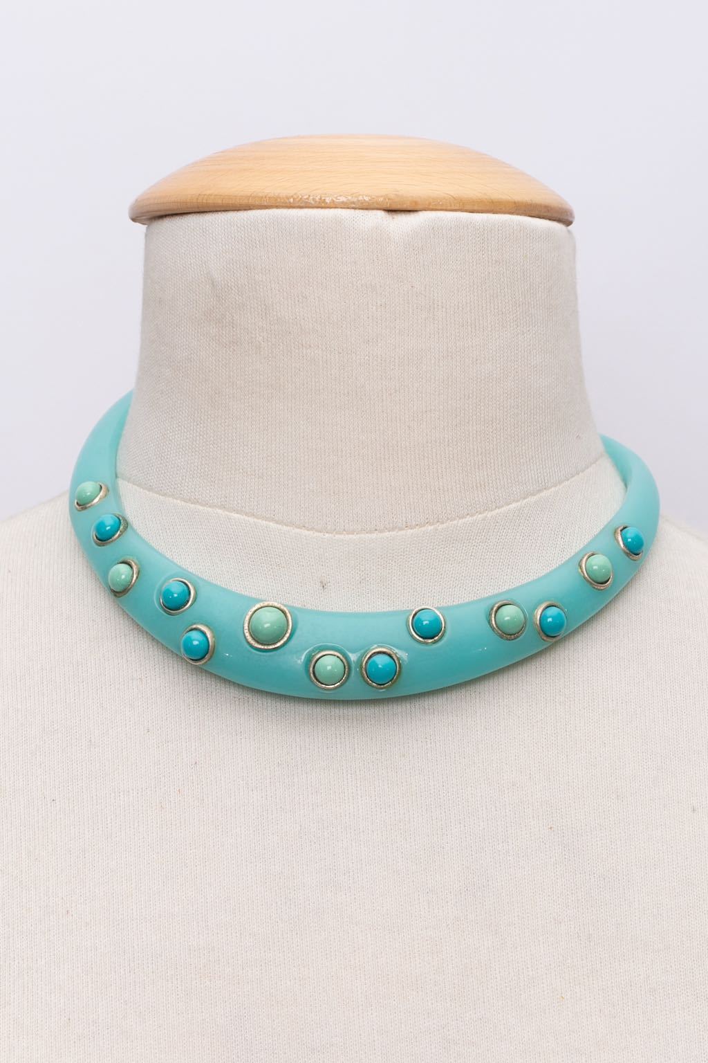 Collier bleu Isaky