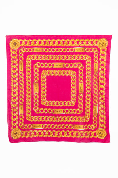 Grand foulard Chanel 