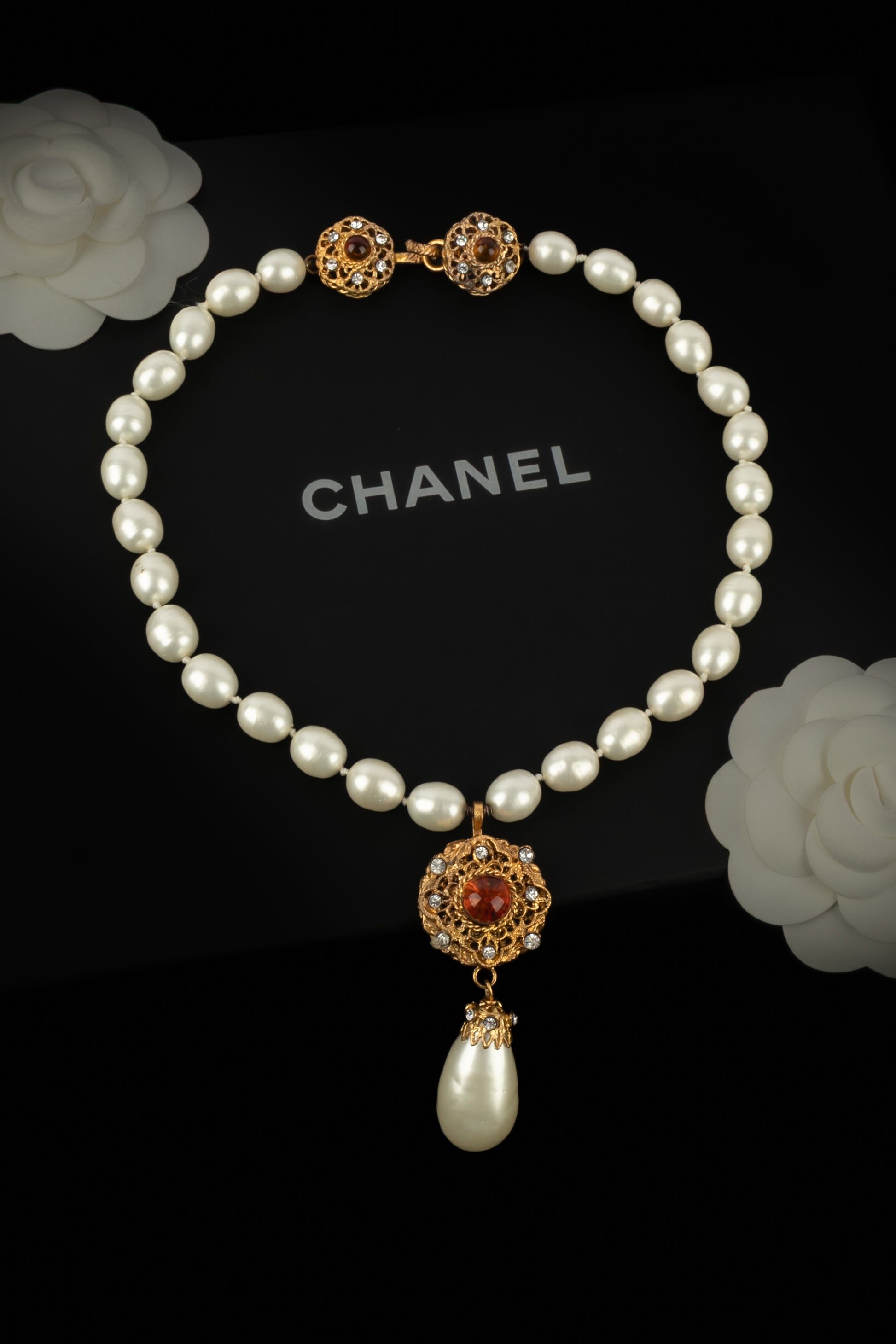 Collier pendentif Chanel