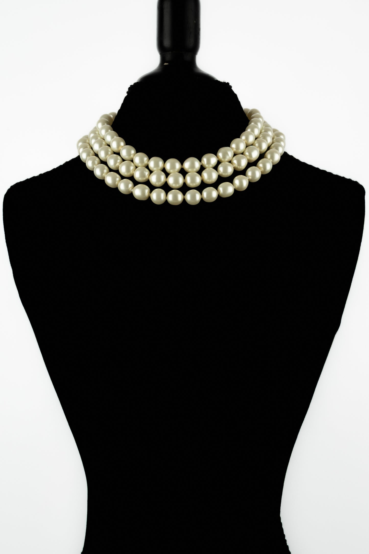 Collier de perles Chanel