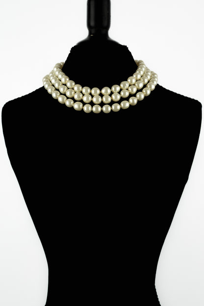 Collier de perles Chanel