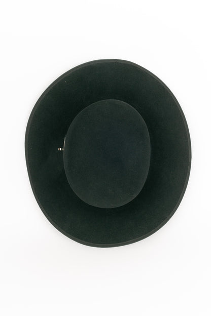 Chapeau noir Hermès