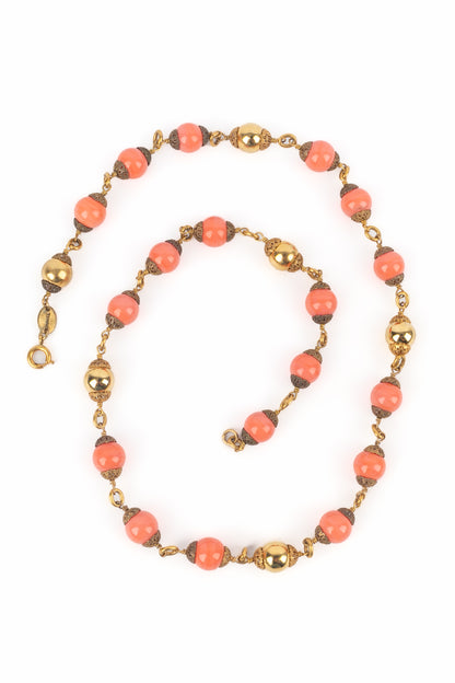 Collier de perles roses Chanel 