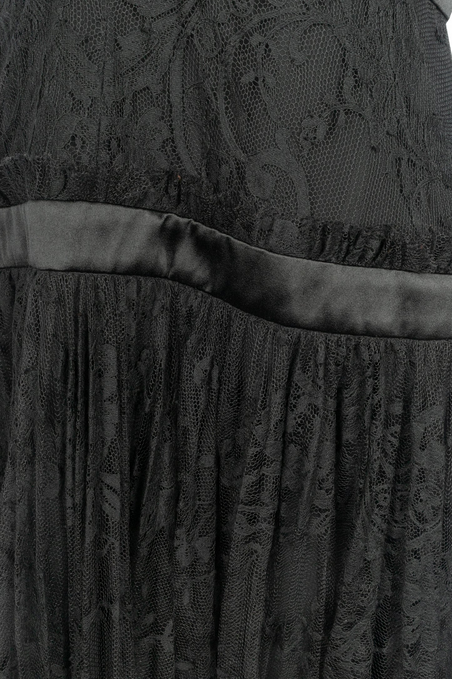 Robe en dentelle Alexander McQueen 