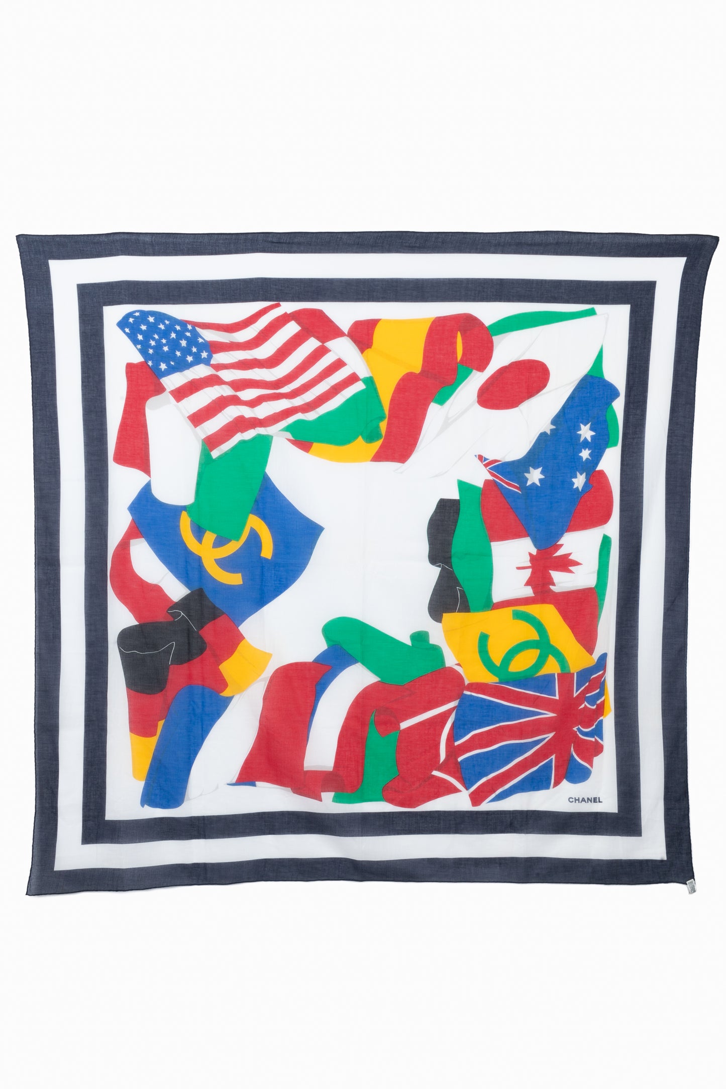 Foulard "Drapeaux" Chanel 