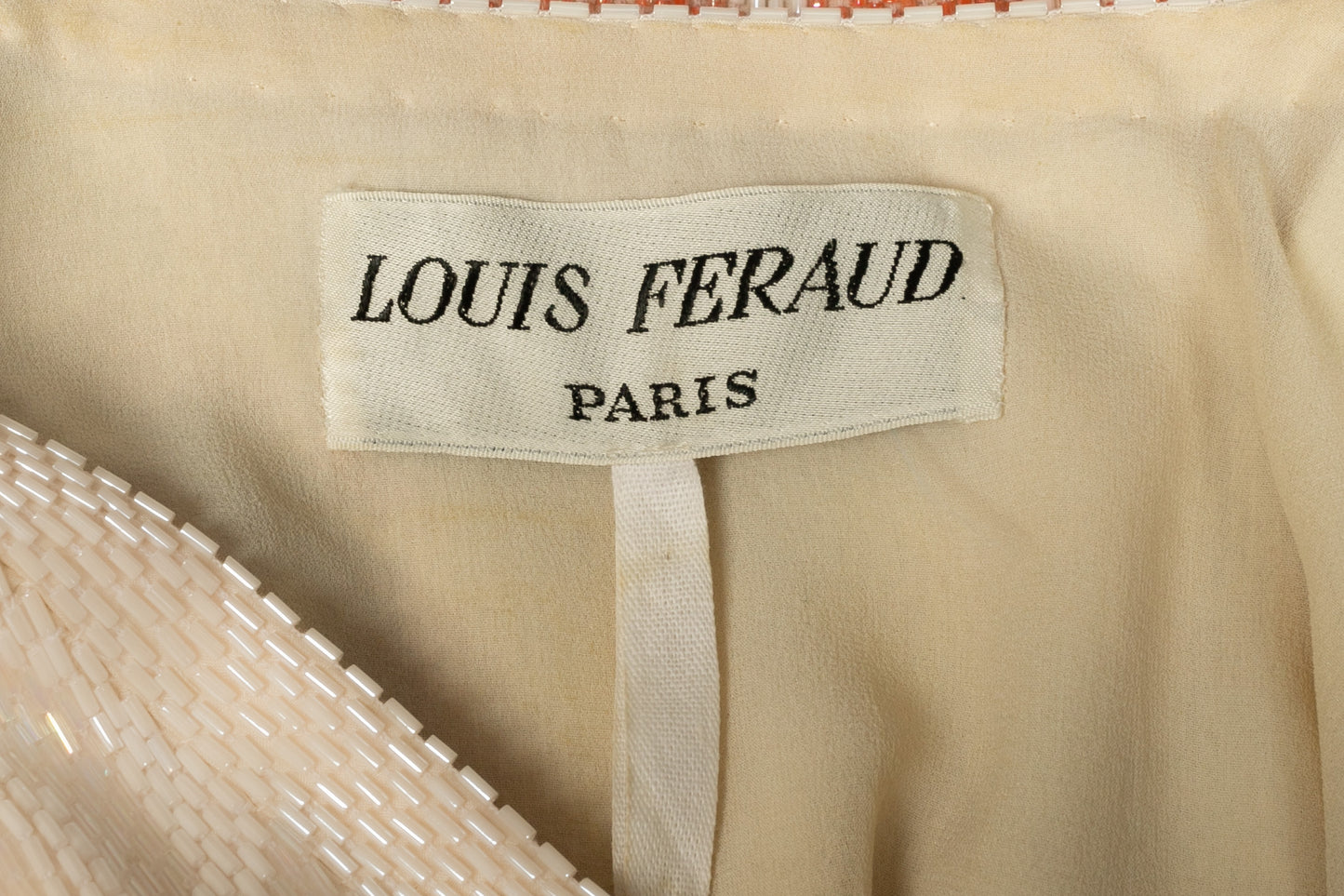 Haut perlé blanc et corail Louis Féraud Haute Couture 