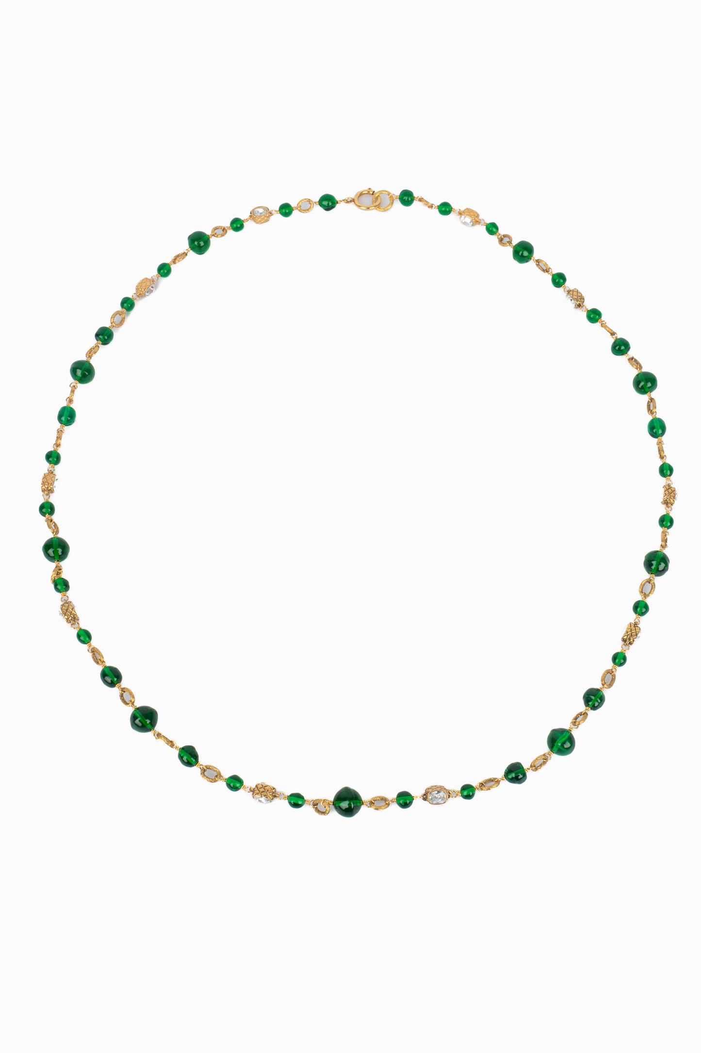 Collier de perles vertes Chanel