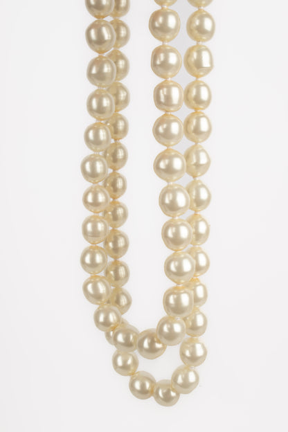 Collier de perles Chanel