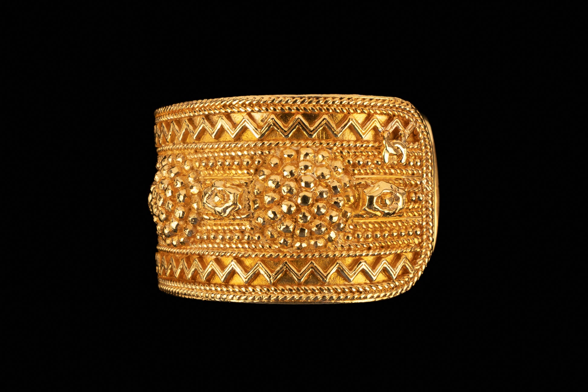 Bracelet manchette Chanel 1985's