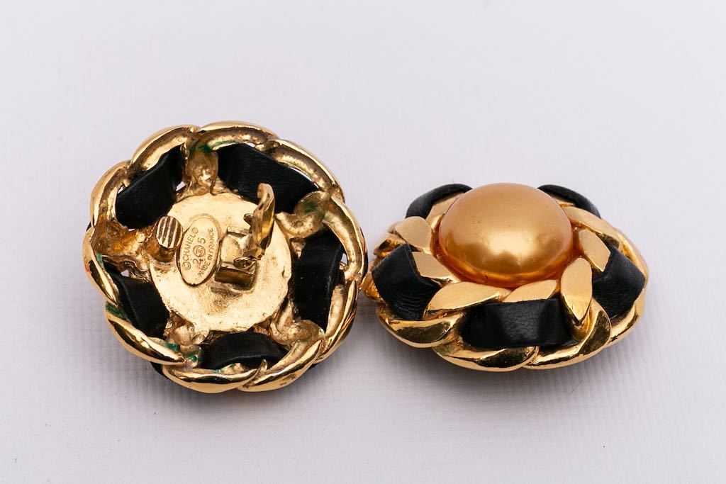 Boucles d'oreilles Chanel 1990s