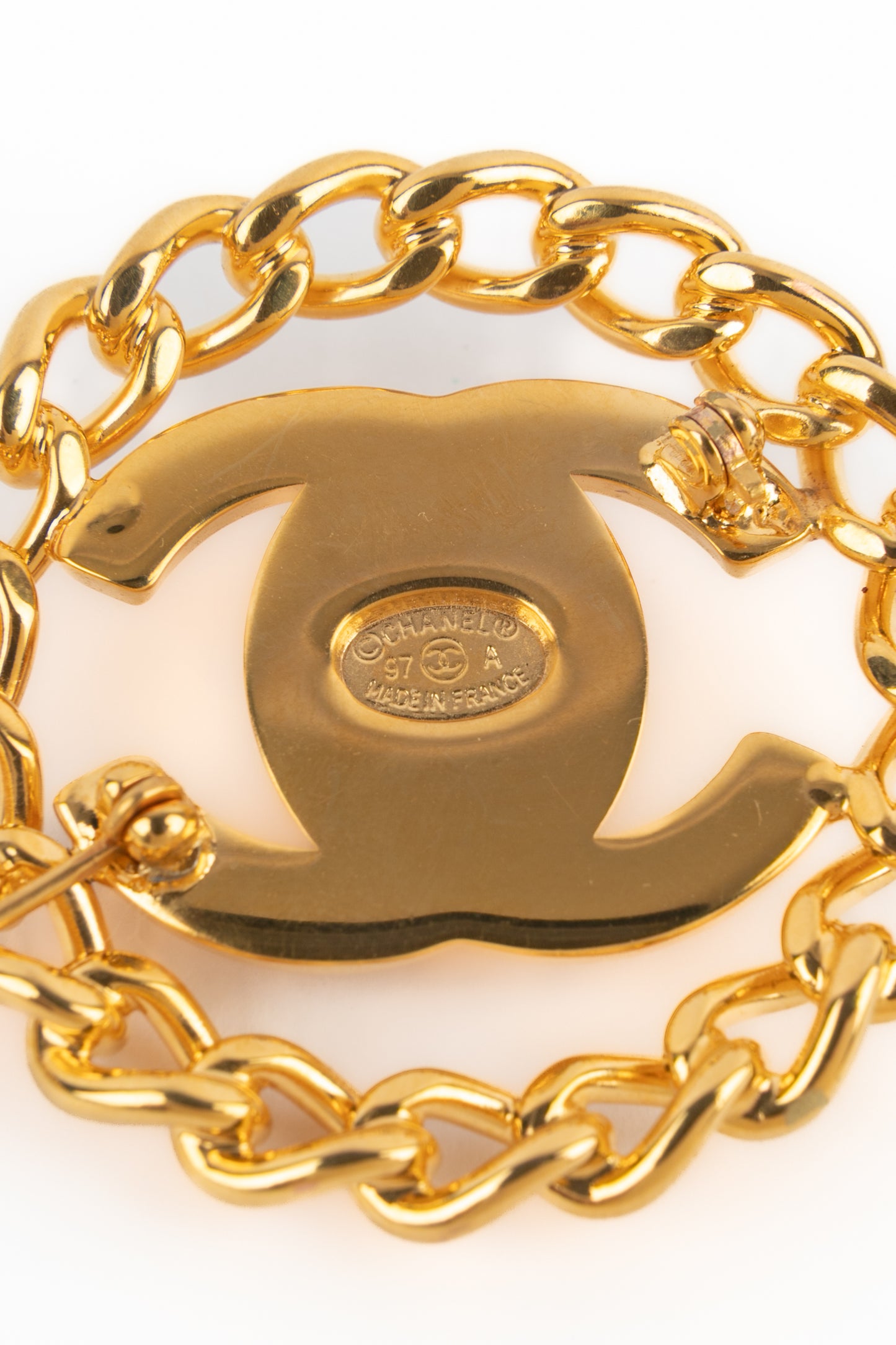 Broche tourniquet Chanel 