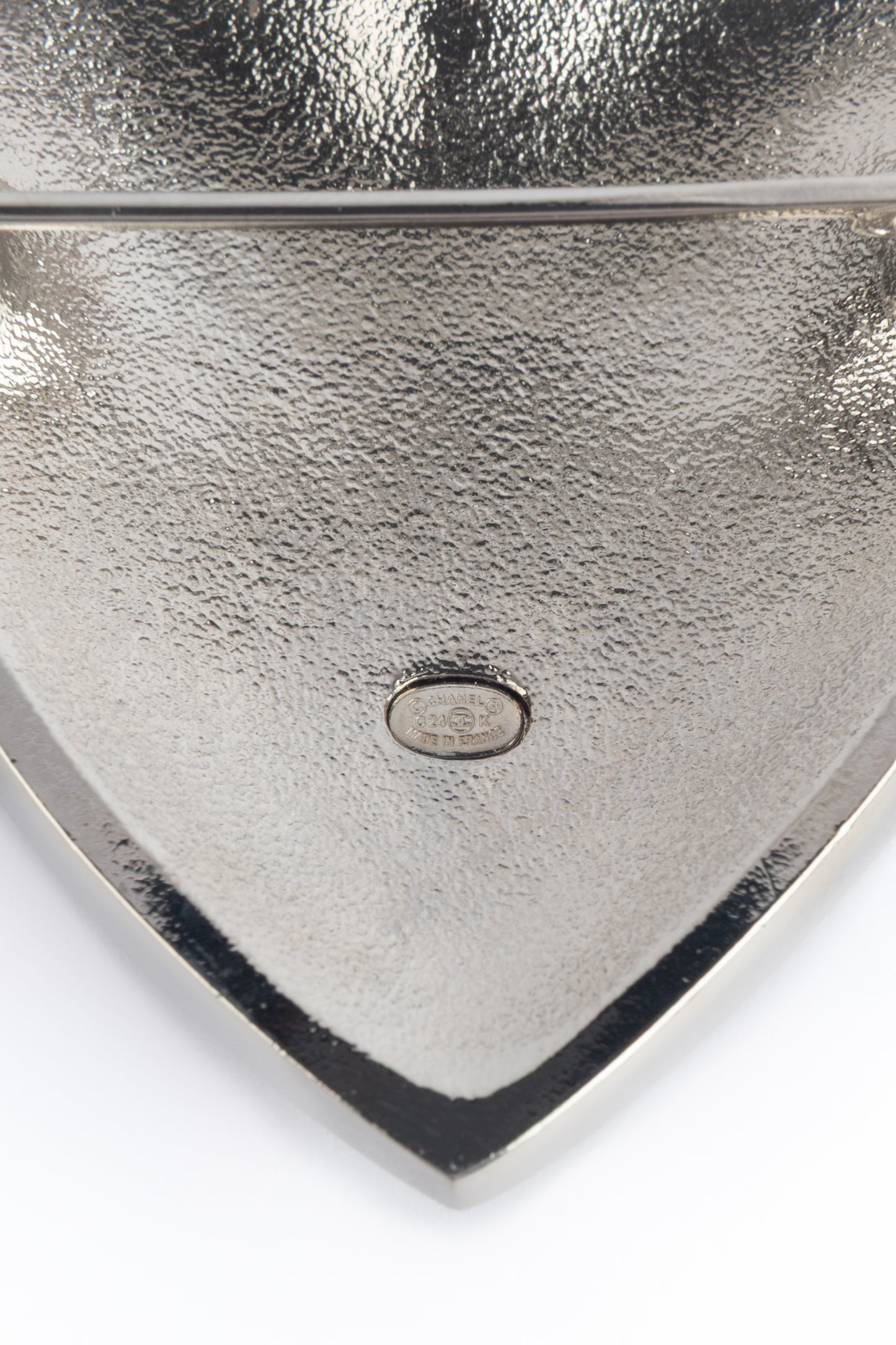 Broche "Coeur" Chanel 2024