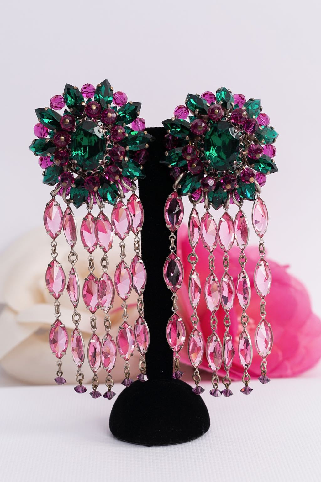 Boucles d'oreilles Balenciaga (Attribuées à)