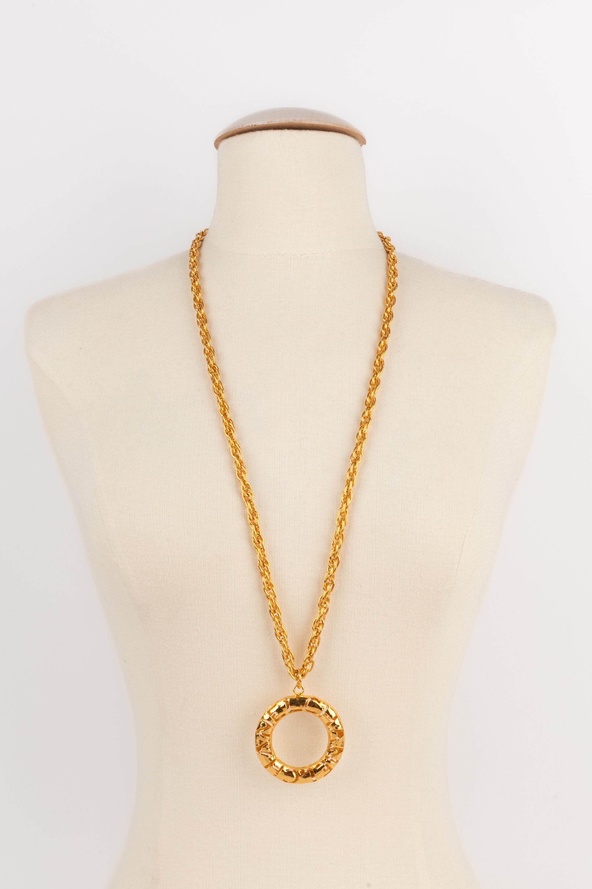 Collier pendentif Chanel