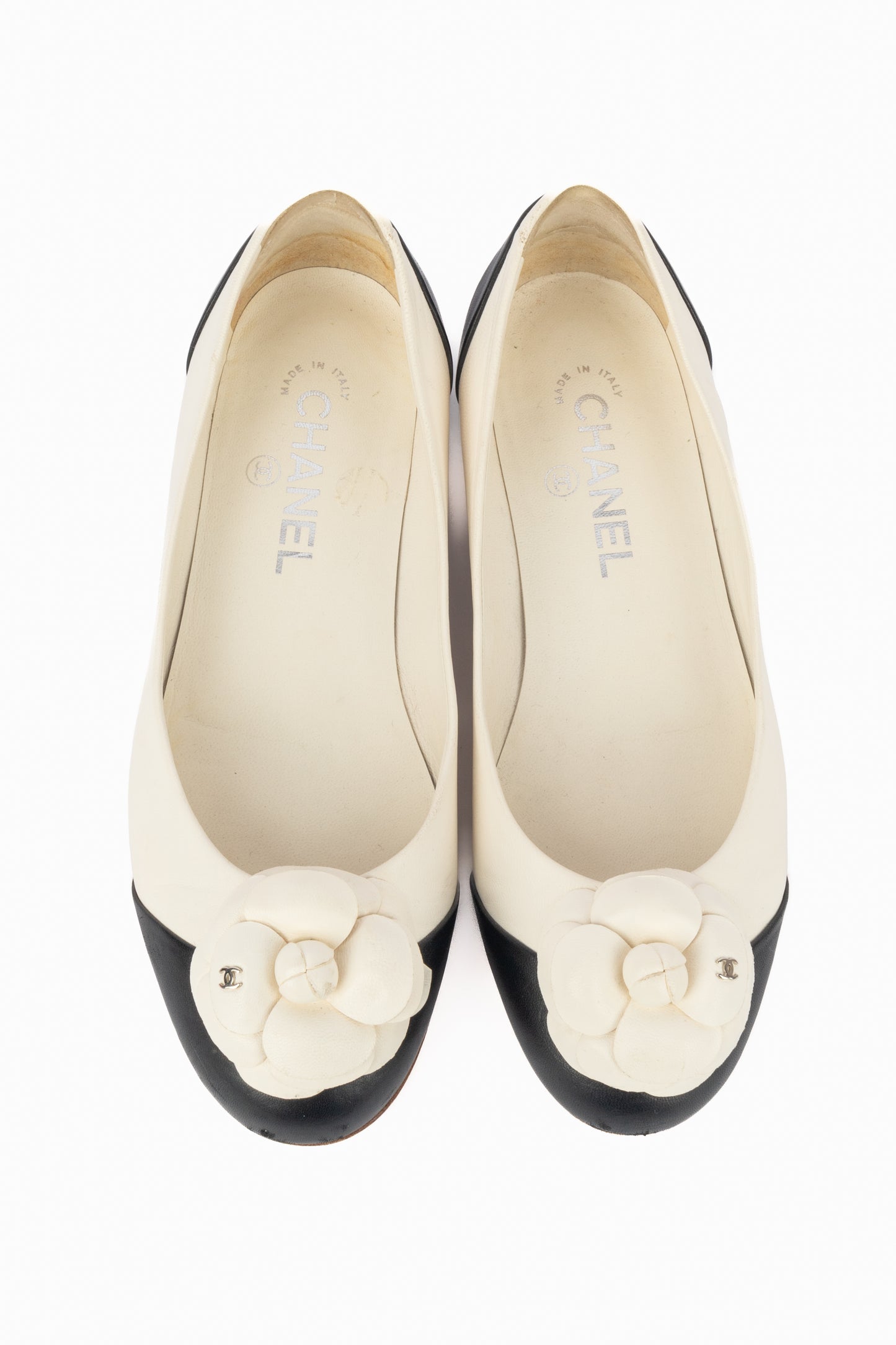 Ballerines en cuir bicoloreChanel