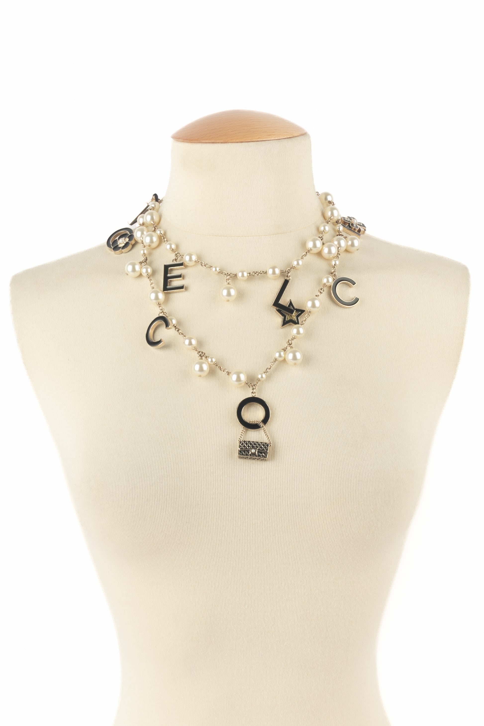 Collier de perles Chanel 2007