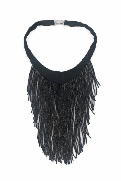 Collier de perles noires Dior 