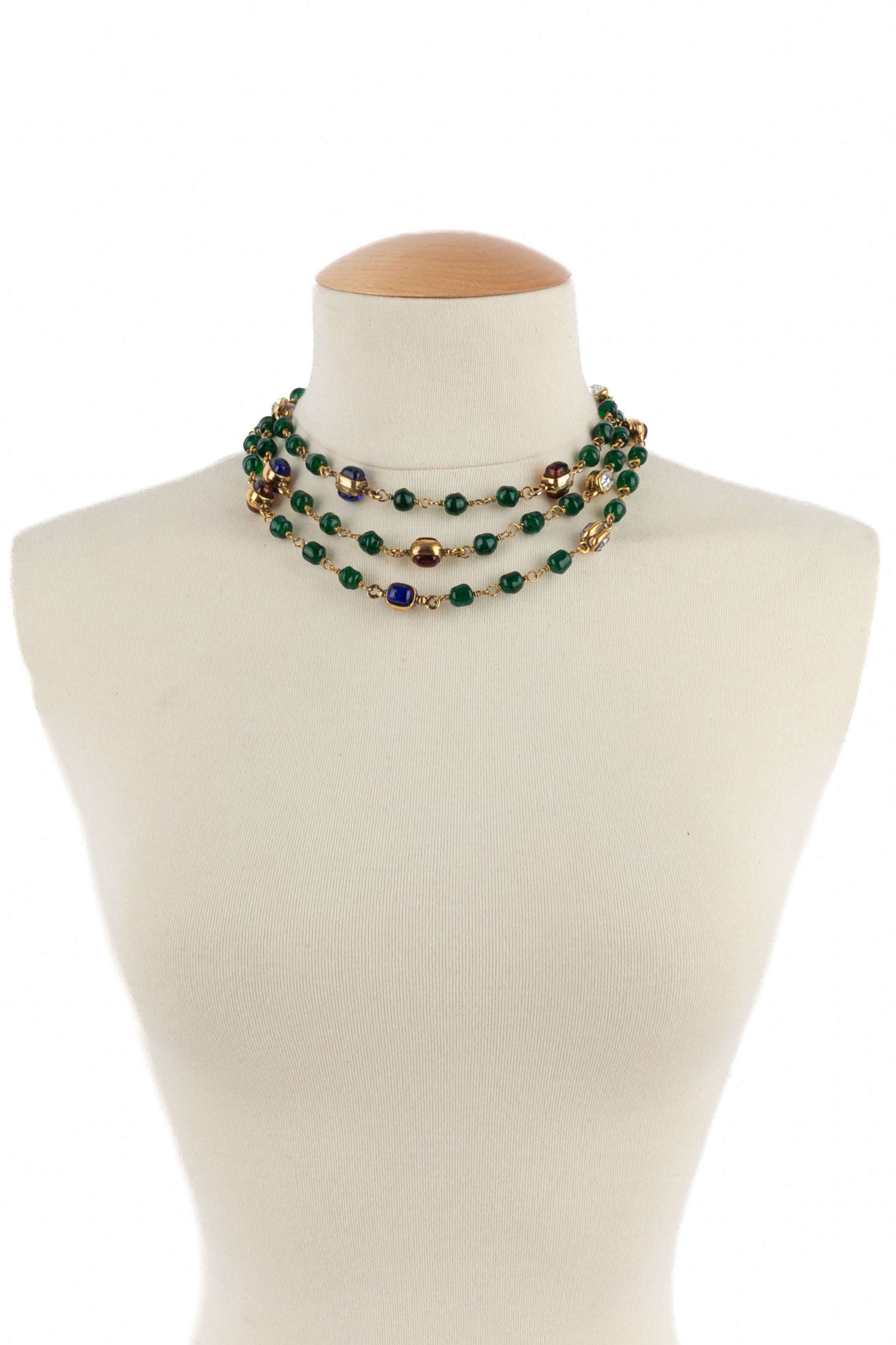 Collier de perles vertes Chanel 1984