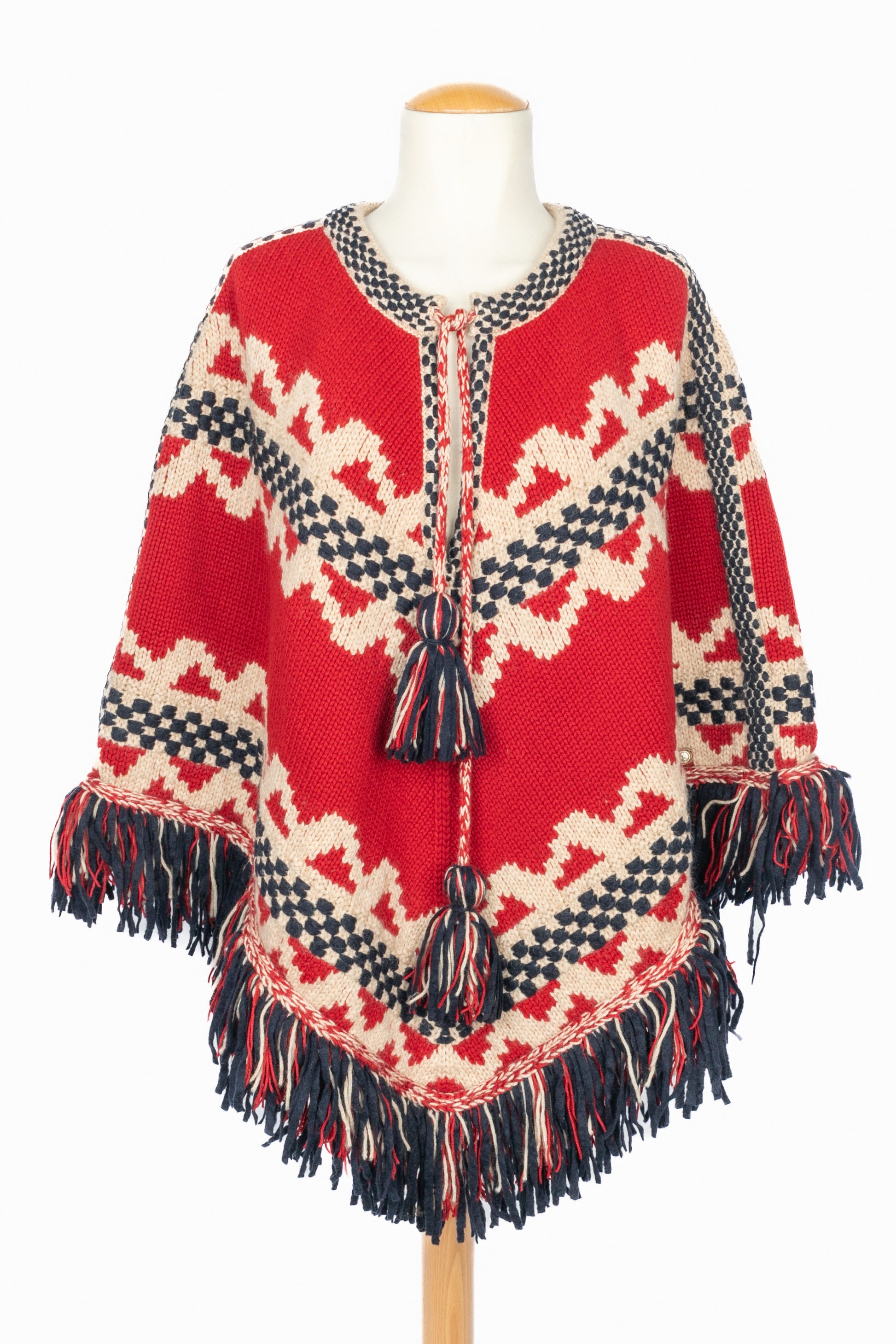 Poncho Chanel Pre-fall 2014