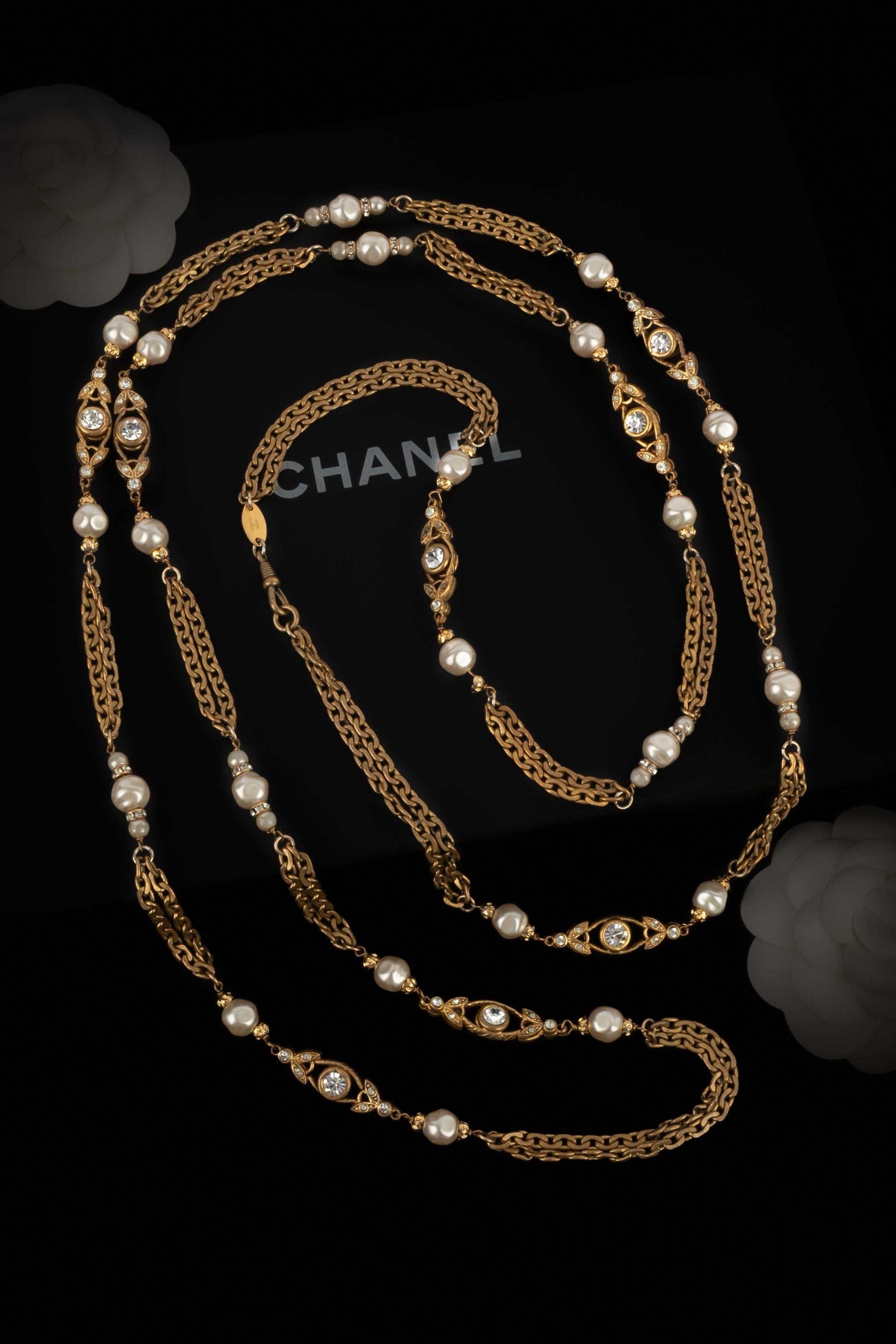 Collier sautoir Chanel 1984