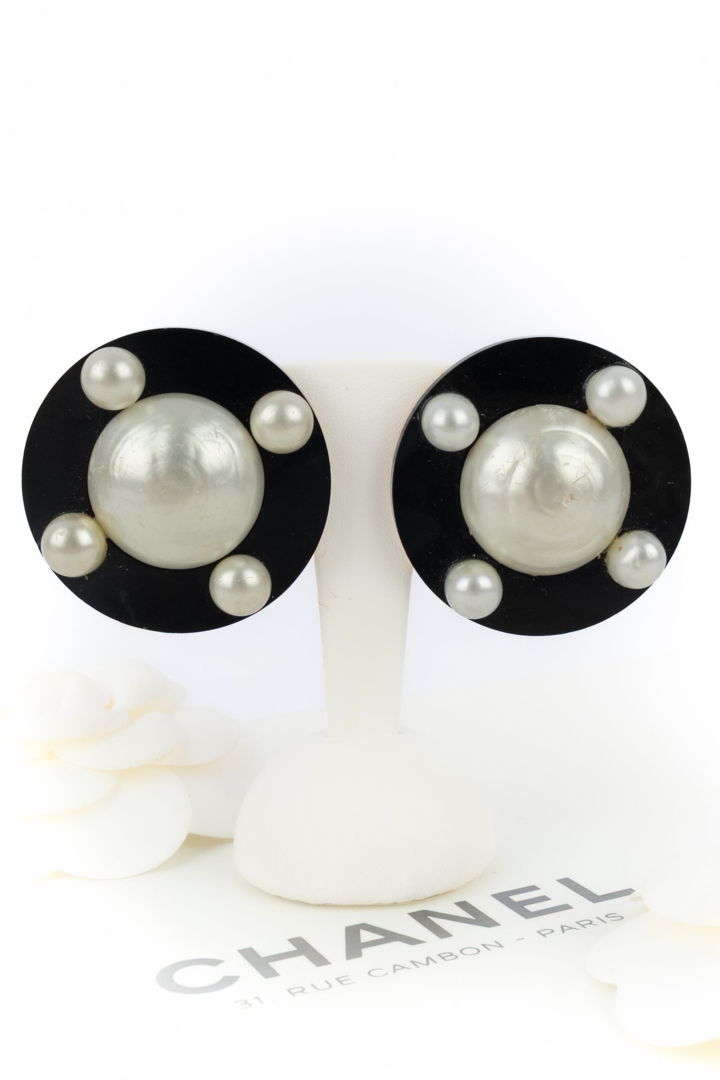 Boucles d'oreilles Chanel Eté 1987