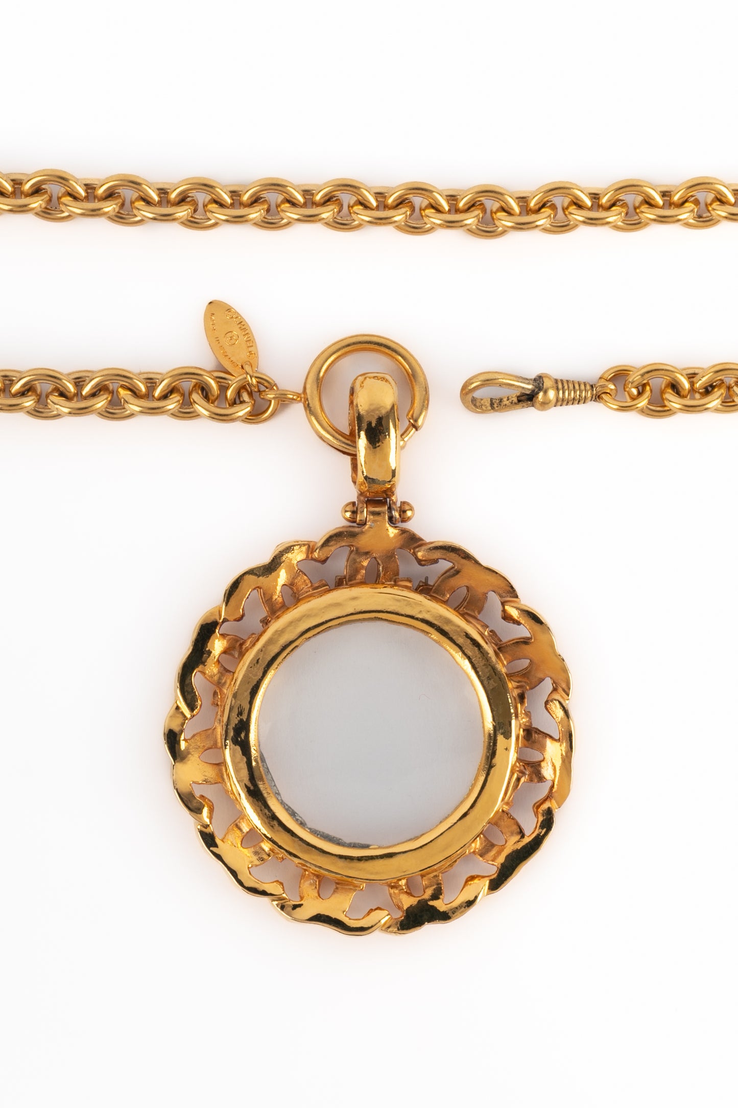 Collier loupe Chanel