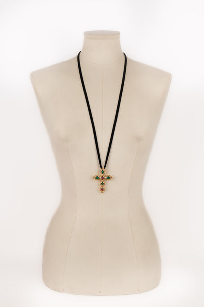 Collier croix Christian Dior