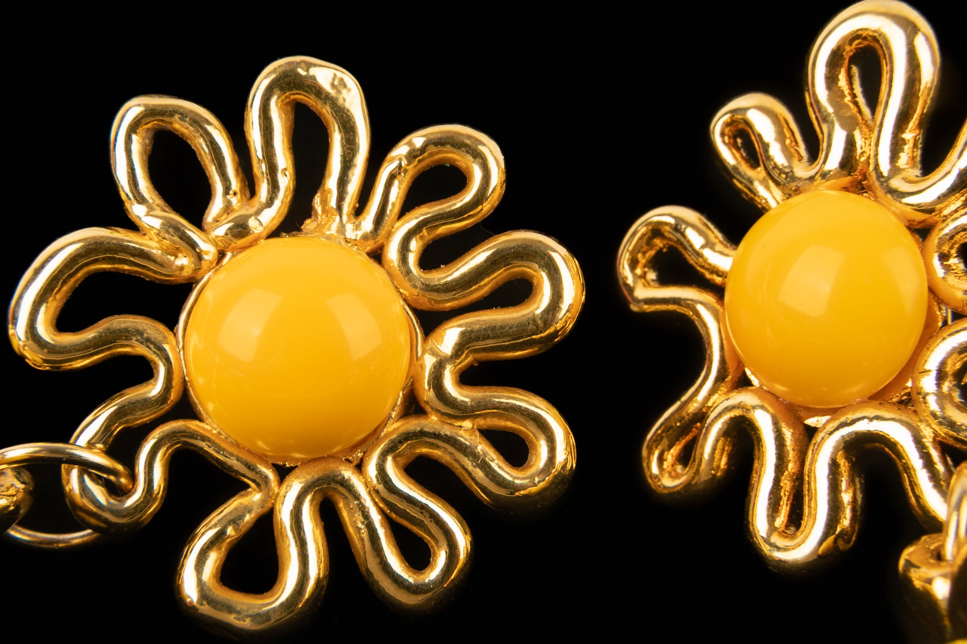 Boucles d'oreilles Chanel Eté 1991