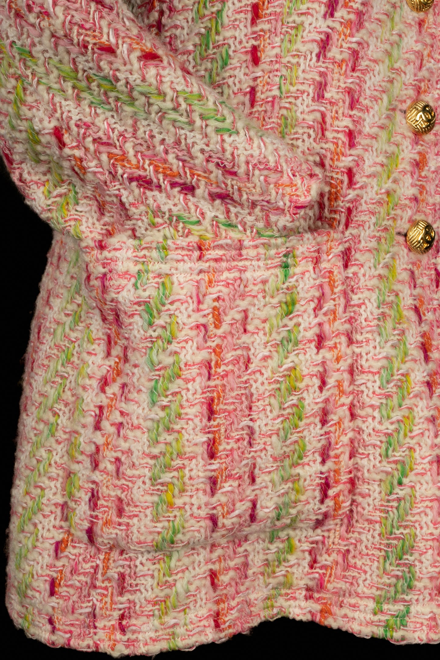 Veste en tweed rose Chanel