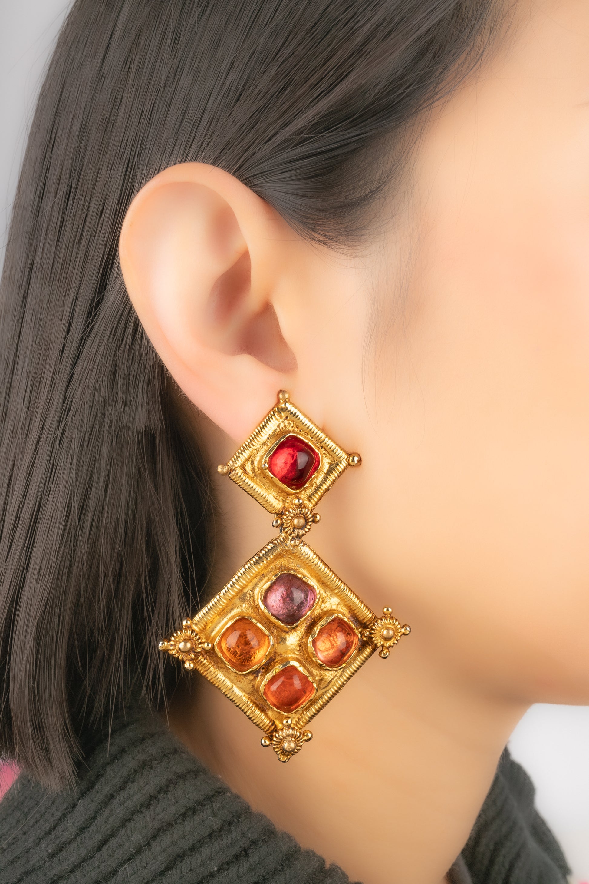 Boucles d'oreilles Christian Lacroix