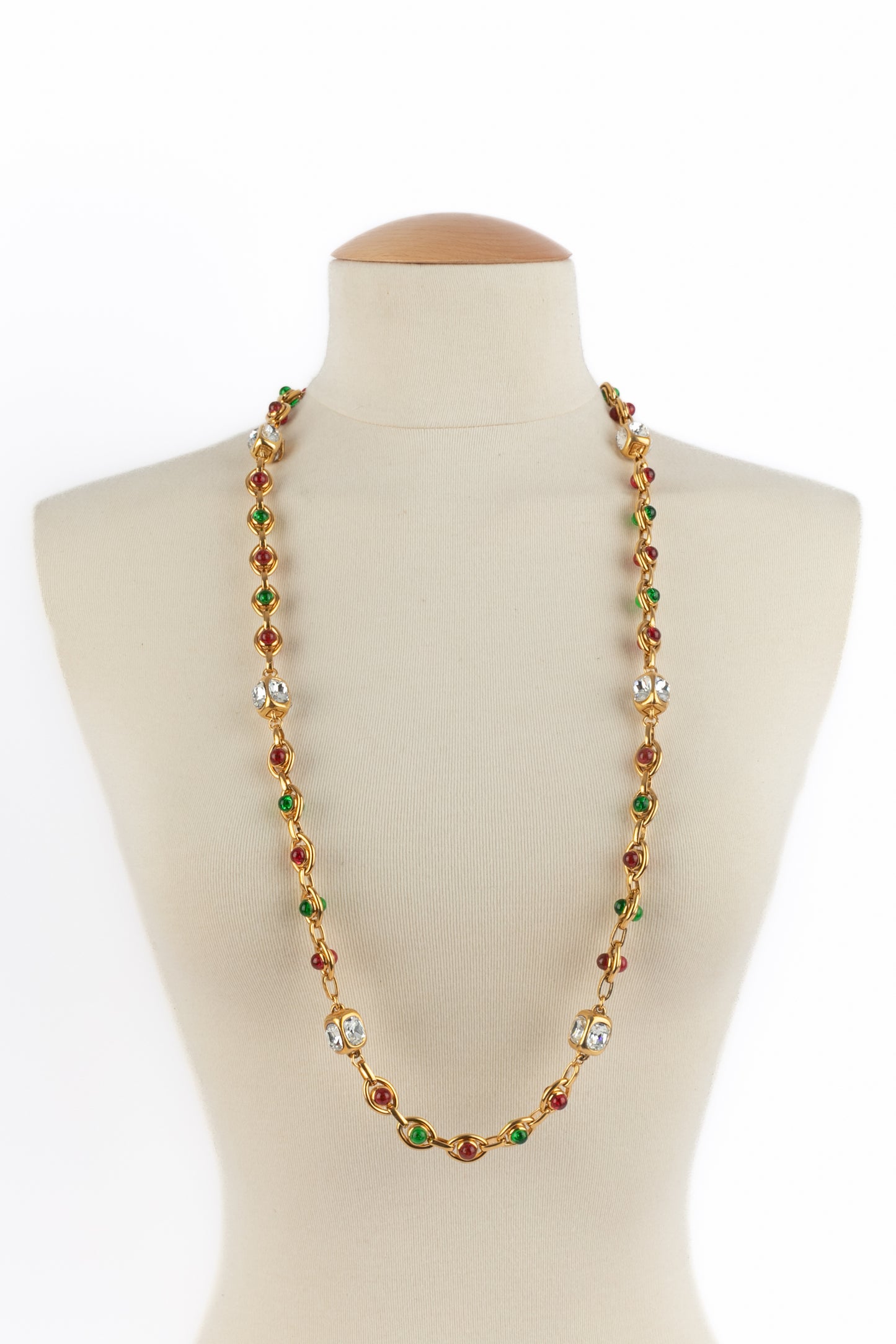 Collier en pâte Chanel 1990's