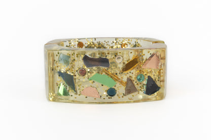 Bracelet en lucite Chanel Printemps 2003