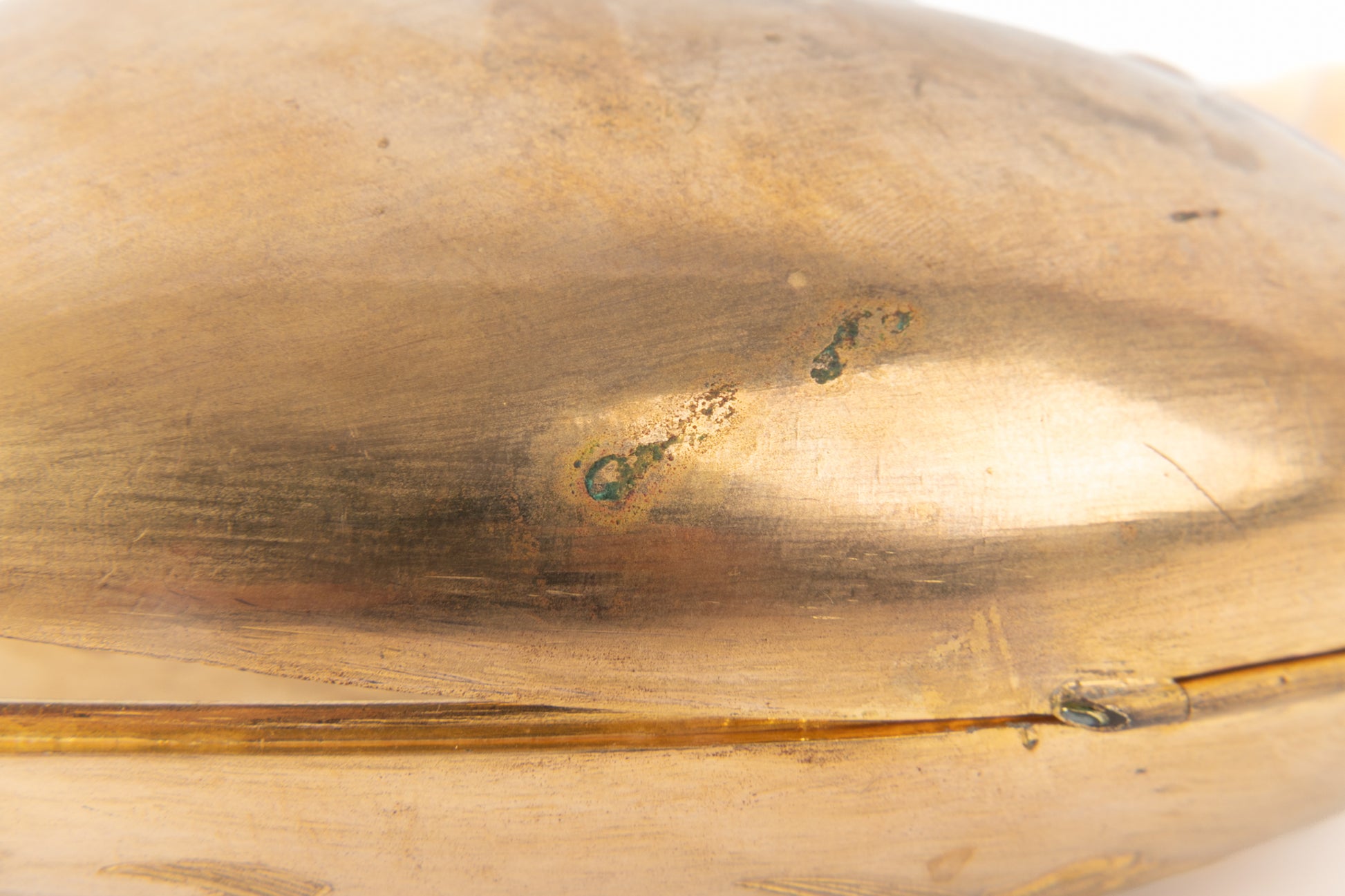 Ex-voto coeur en métal doré 