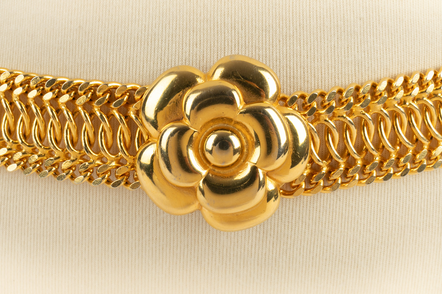 Ceinture camélia Chanel Haute Couture