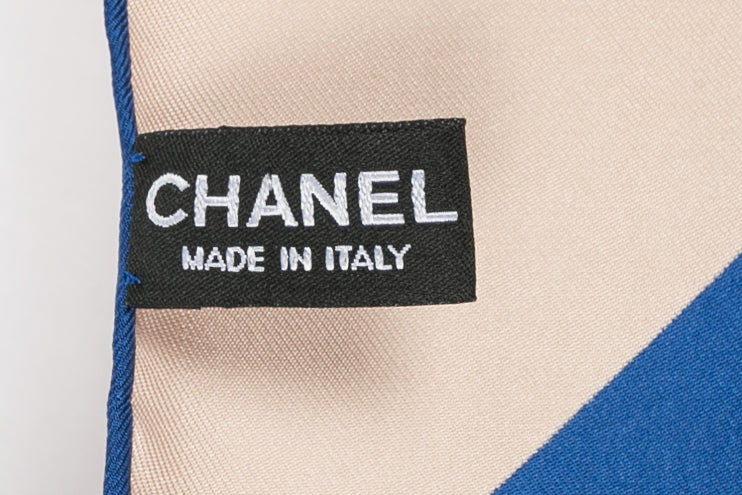 Foulard / carré Chanel