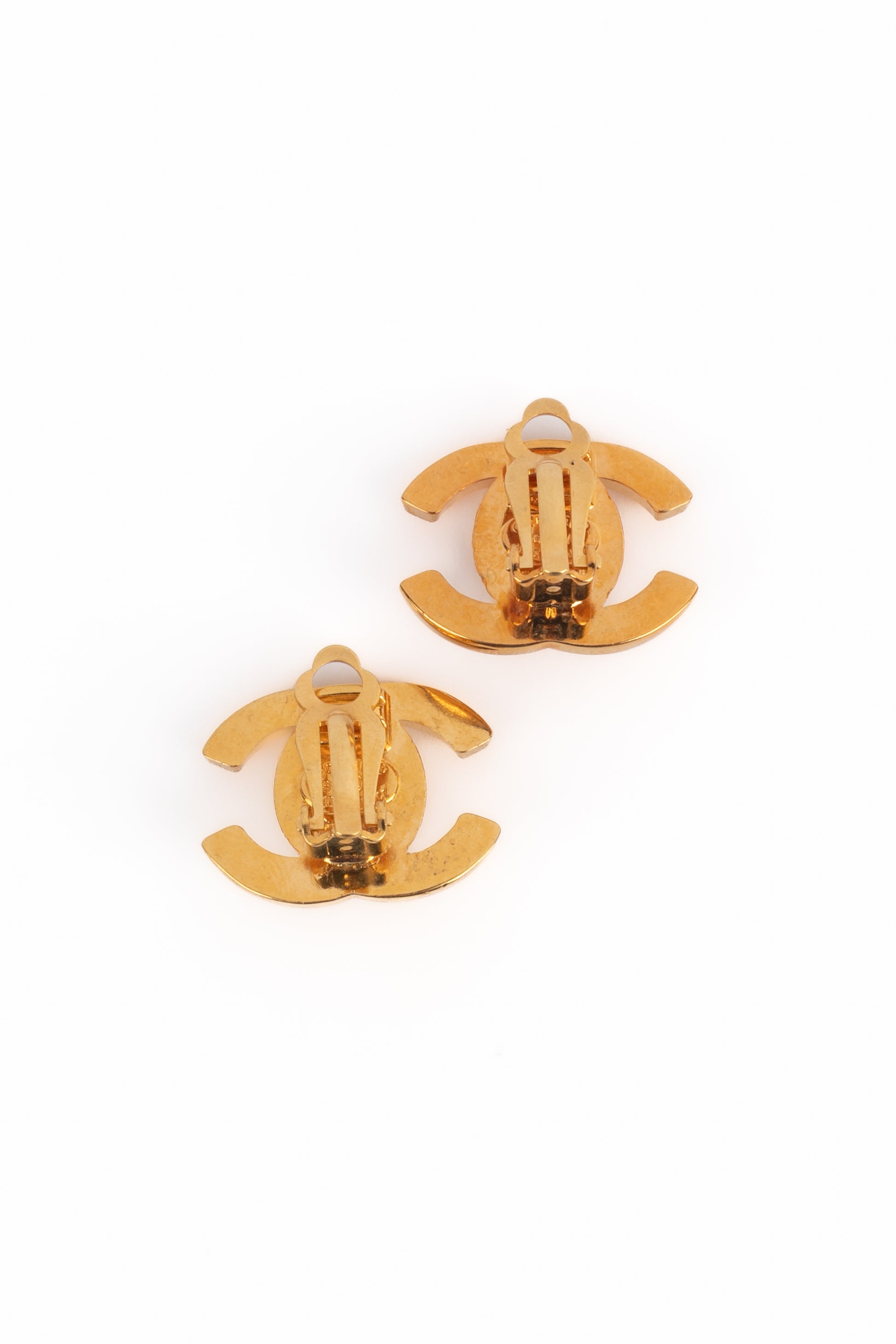 Boucles d'oreilles tourniquet Chanel 1996