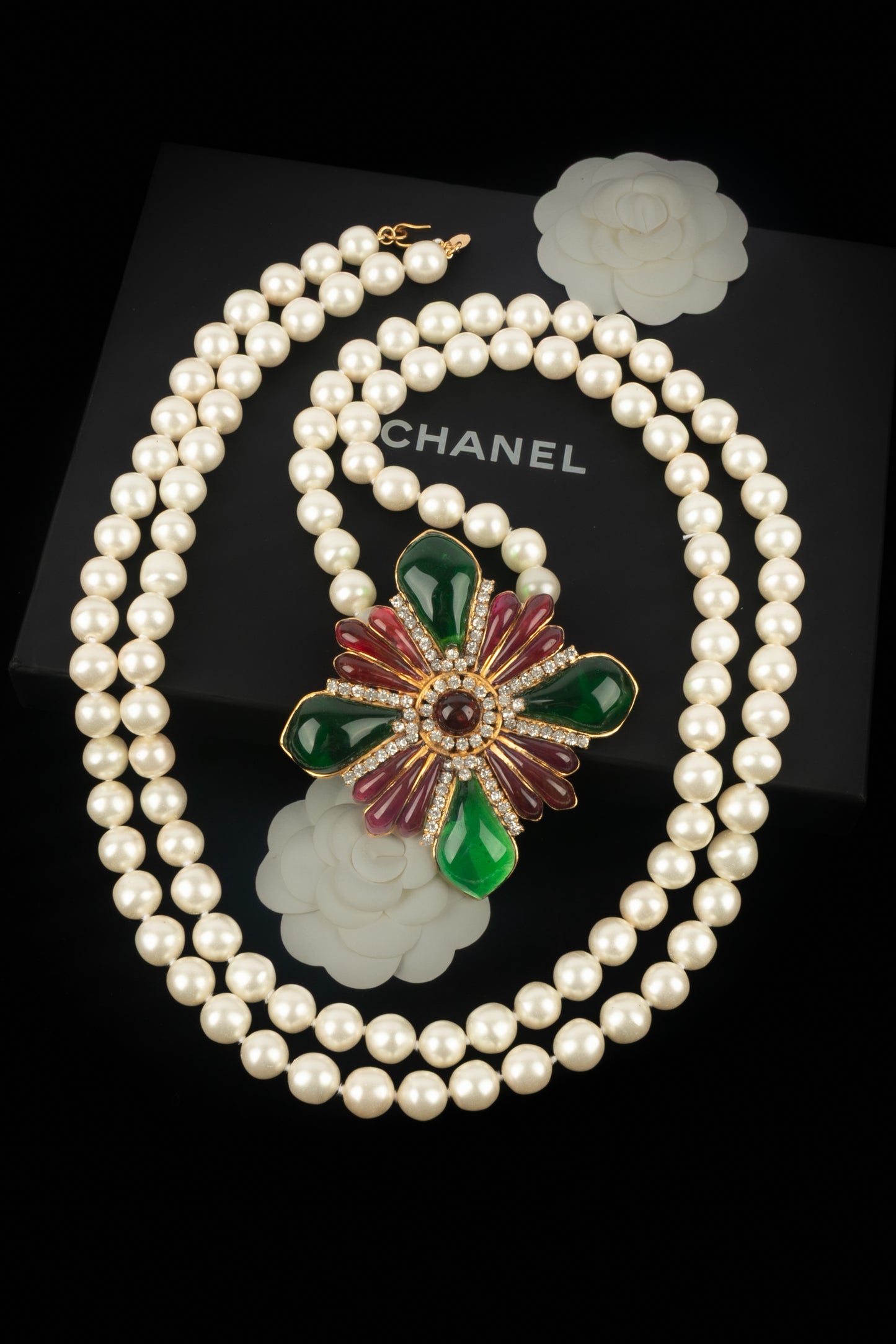 Collier pendentif Chanel