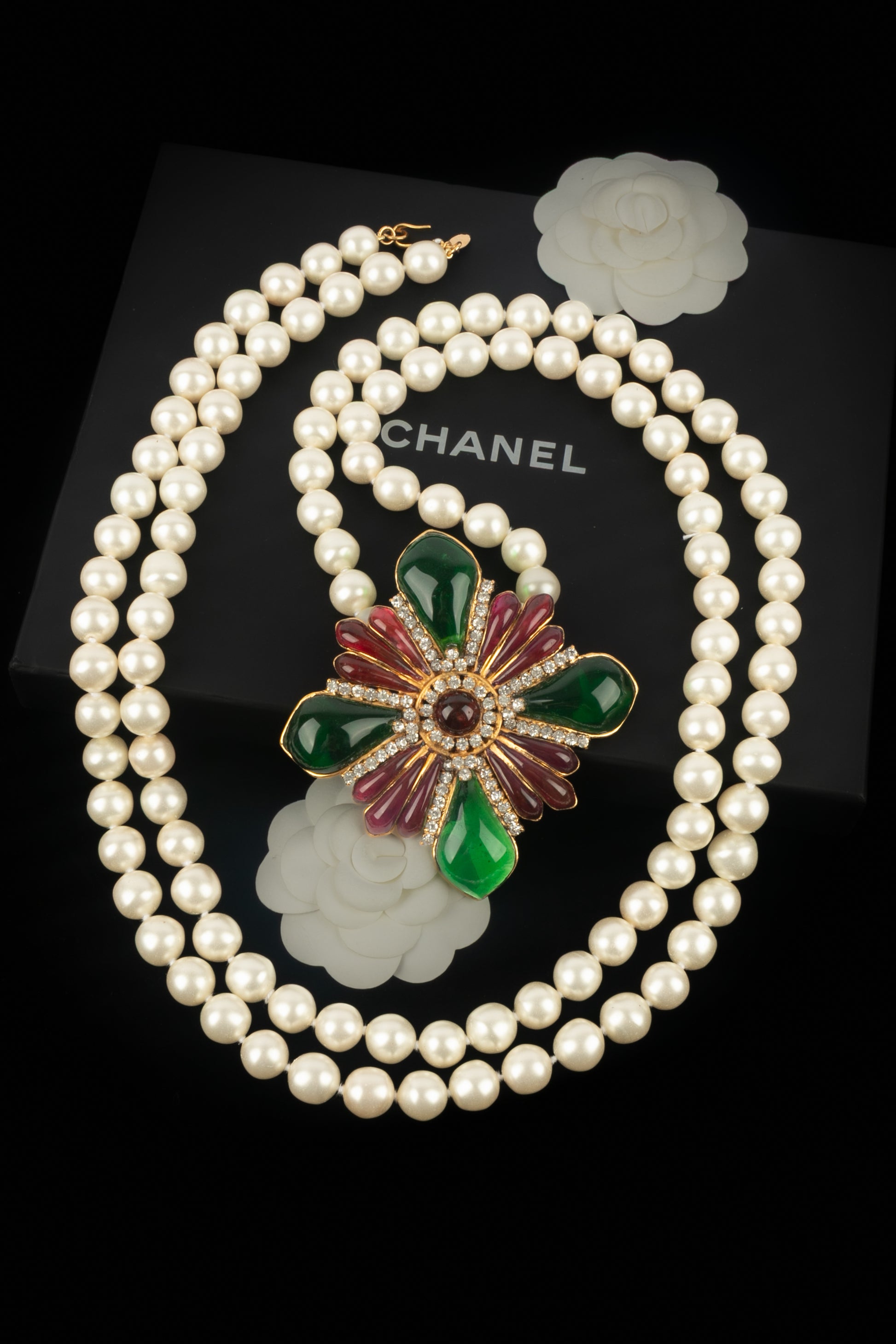 Collier pendentif Chanel