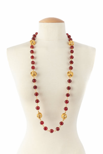 Collier de perles rouges Chanel 1990's