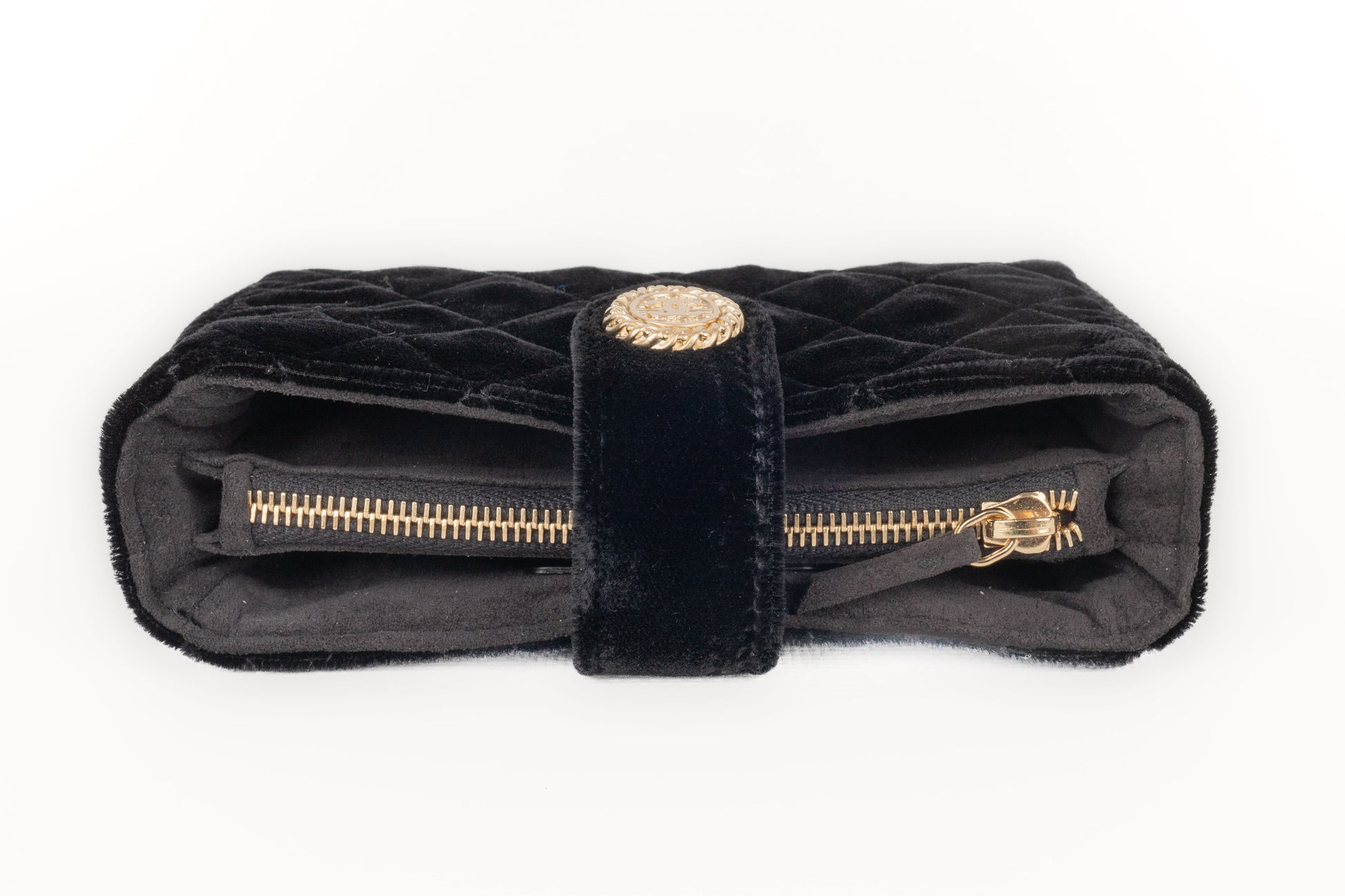 Sac pochette en velours Chanel