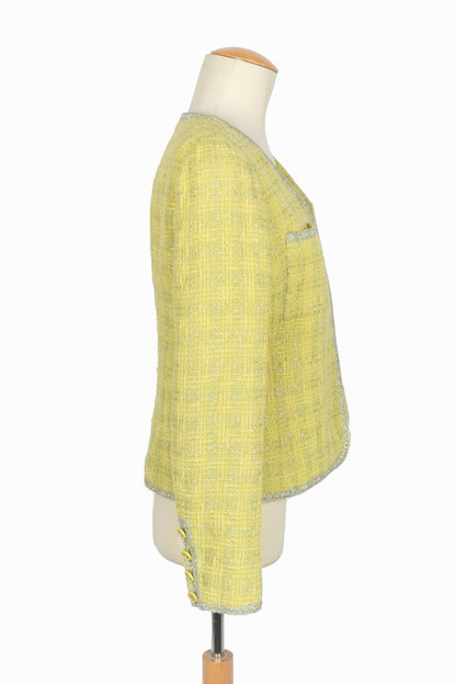 Veste en tweed jaune Chanel 