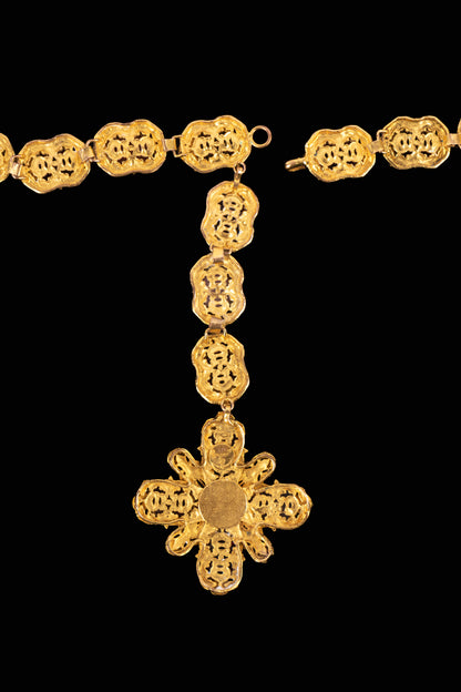 Collier crois Chanel Haute Couture