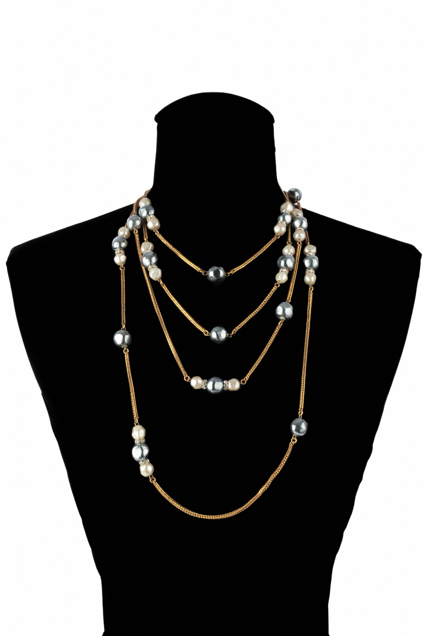 Collier sautoir de perles Chanel